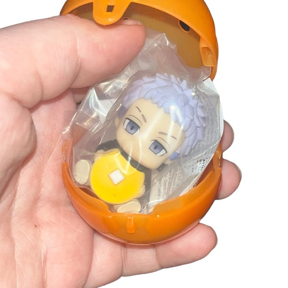 Mitsuya eating food gachapon tokyo revengers - Picture 4 of 4